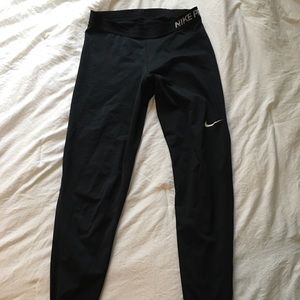 Nike Pro leggings